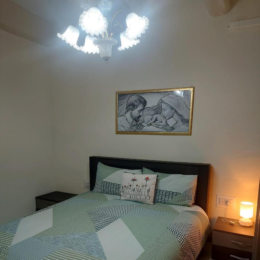 79A Valletta Accommodation Экстерьер фото