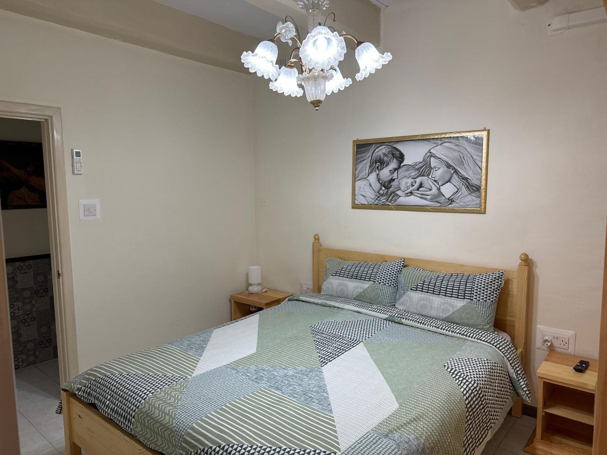 79A Valletta Accommodation Экстерьер фото