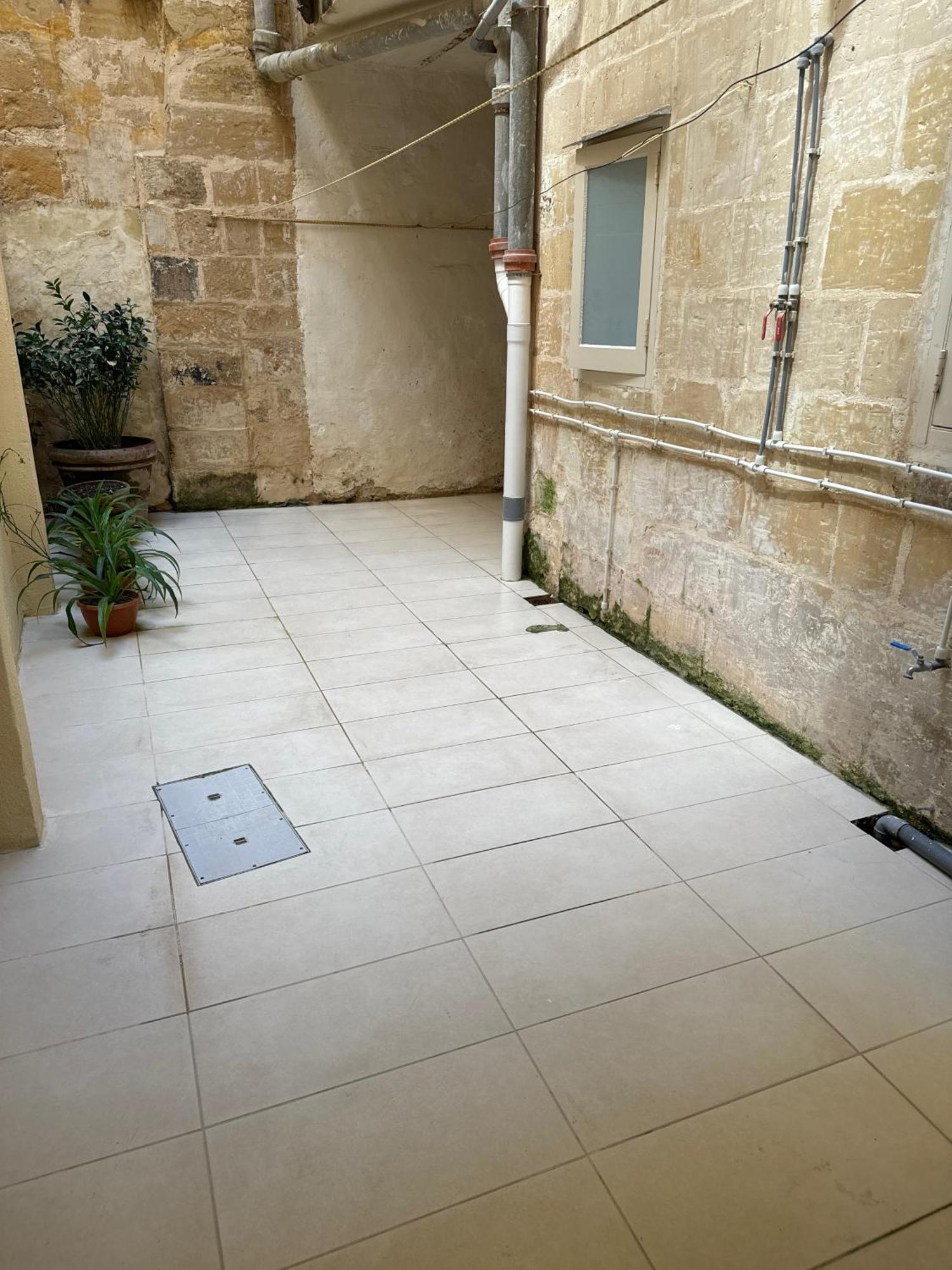 79A Valletta Accommodation Экстерьер фото